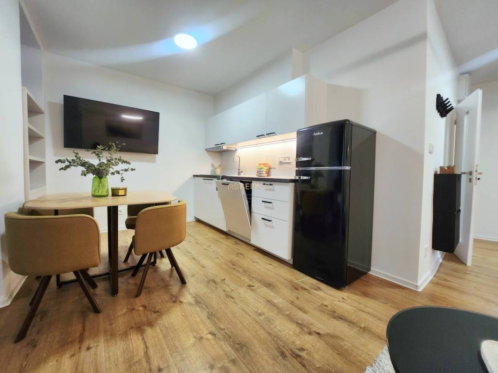 ASSENZIO - PRENÁJOM - GARSÓNKA - 33 m2 - DOLNÁ ULICA - STARÉ - 6