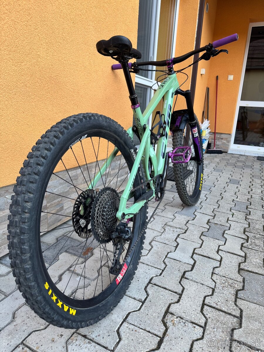 Predám CTM SCROLL XPERT custom - 6