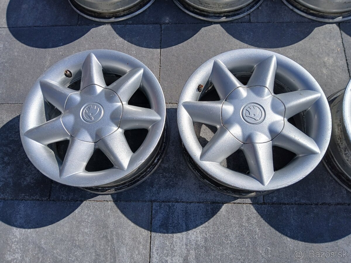 Felicia 4x100 R13 - 6