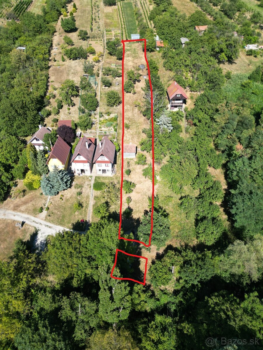 zľava na pozemok s plechovým záhradným domčekom Staré Hory - 6