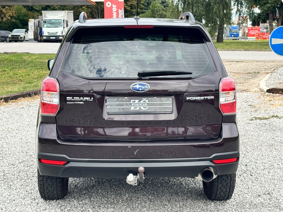 Subaru Forester 2.0i Comfort CVT - 6