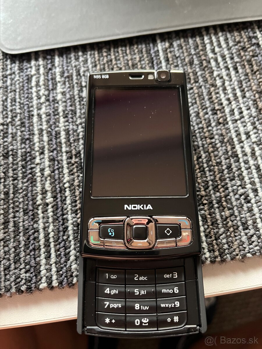 Nokia N95 8GB - 6
