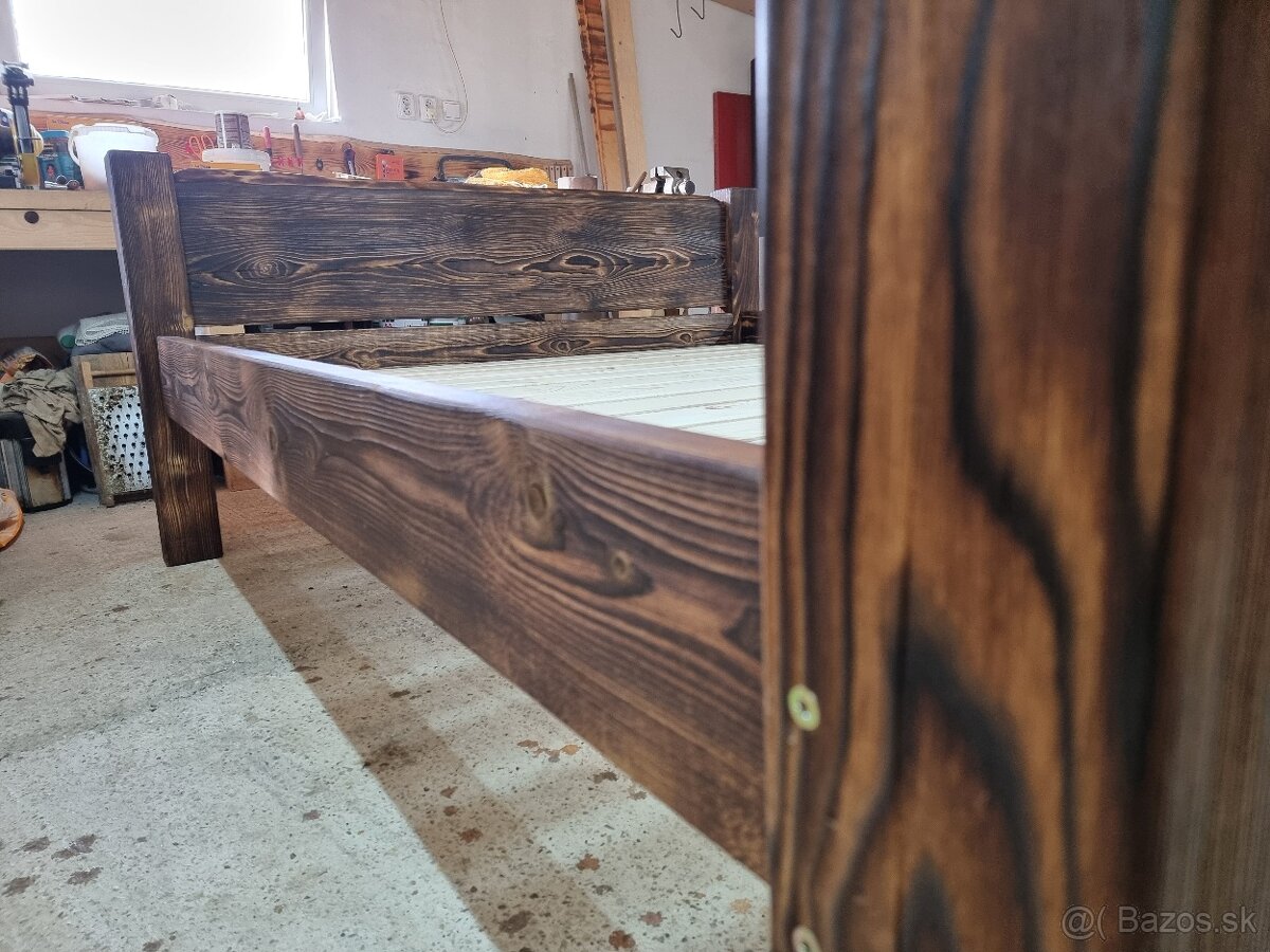 Postele z masívu - 6