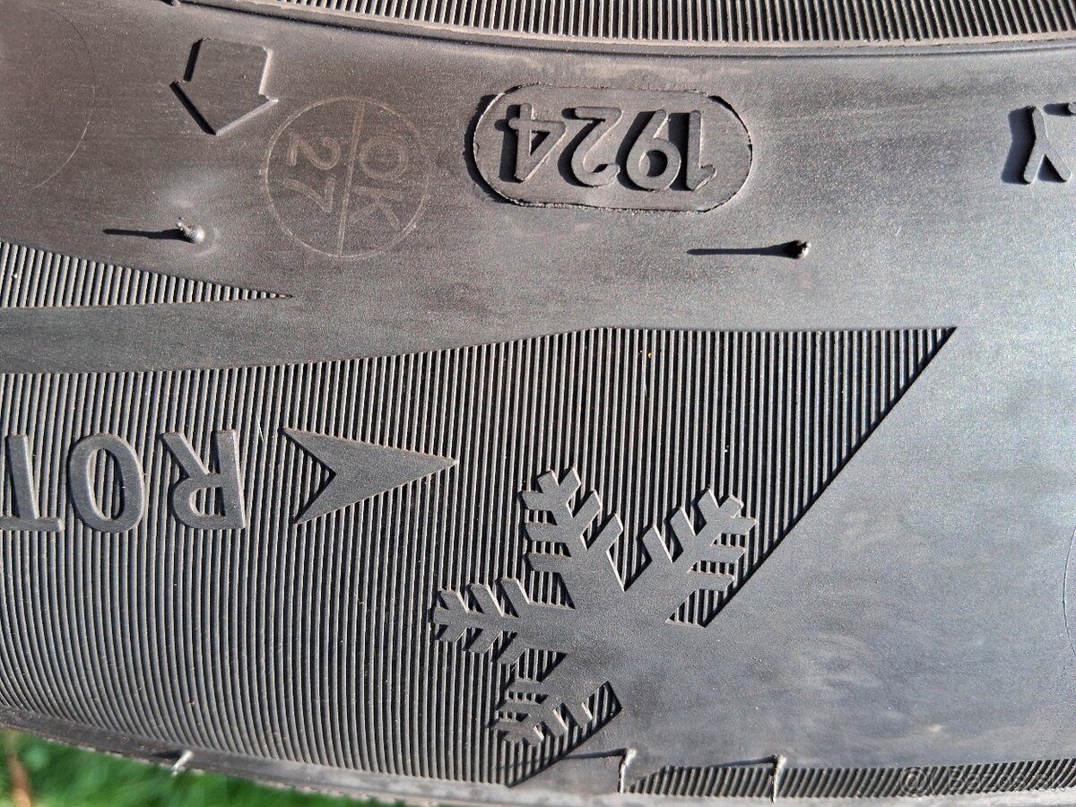 205/60 r16 zimne pneumatiky - 6