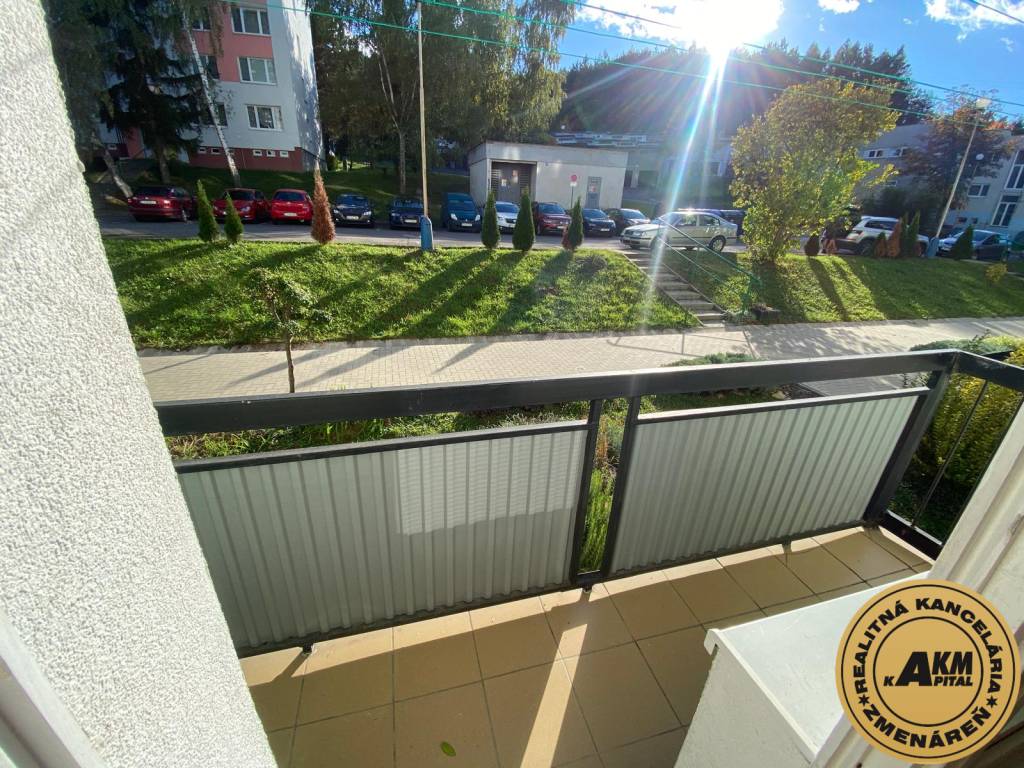 PREDANÝ 3 izbový 82m2 prerobený byt s balkónom Zvolen - Lipo - 6
