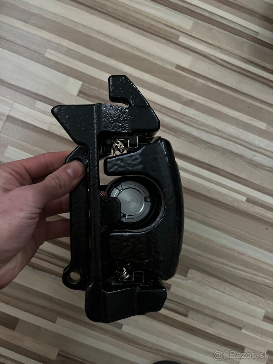 Strmene zadné Audi a4b8 - 6