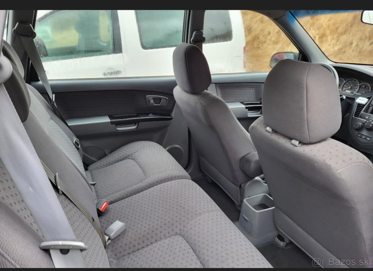 Kia Carens 2.0 crdi VAN - 6