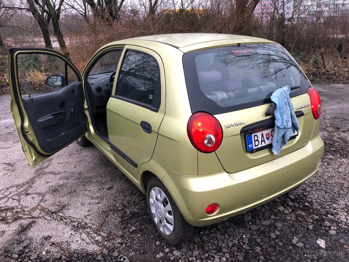 Chevrolet spark - 6