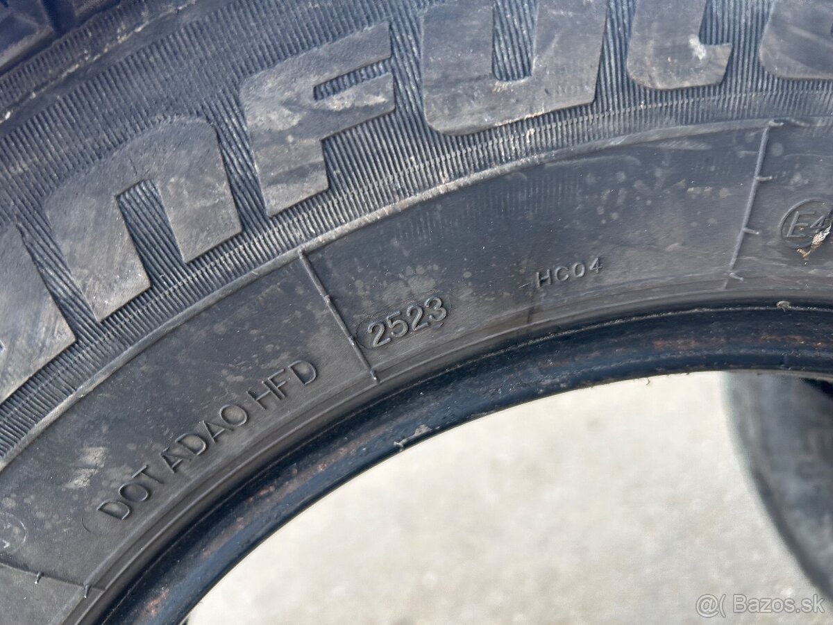 215/70r15c - 6