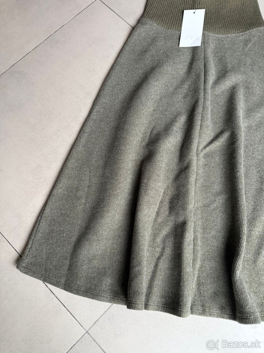 Zara sukna c. S - 6