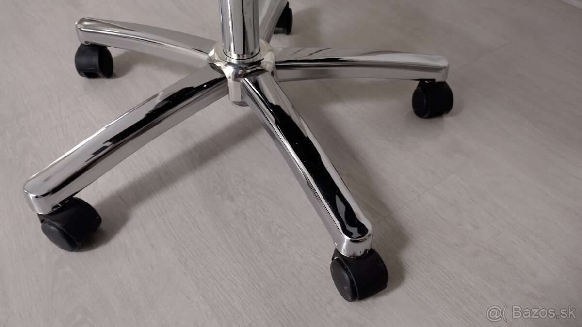 kvalitna kancelarska stolicka - 6