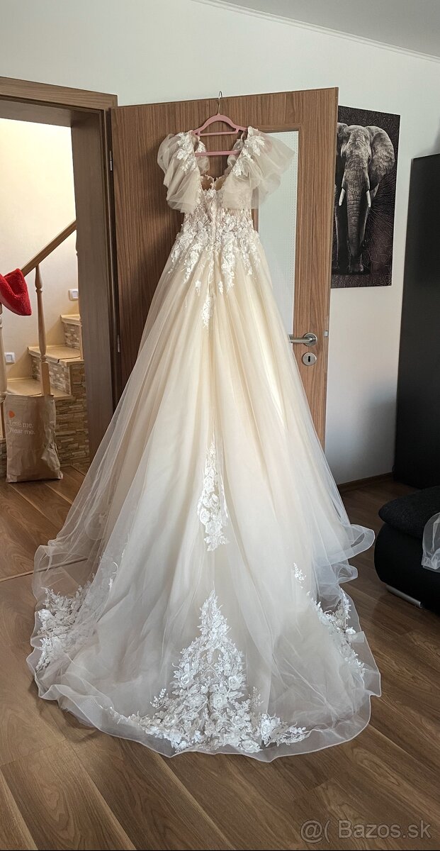 Svadobné šaty Tifanny Bride - 6