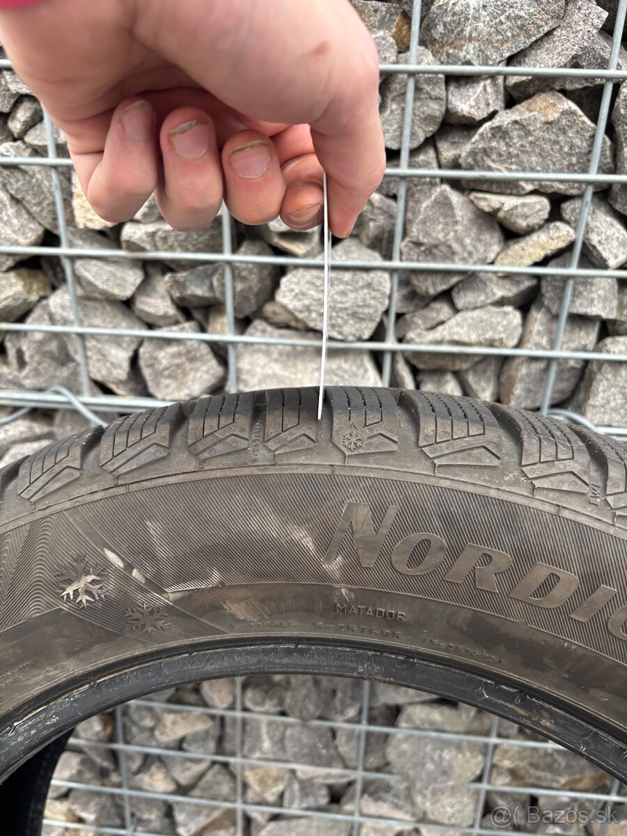 NORDICCA 205/55/r16 H - 6