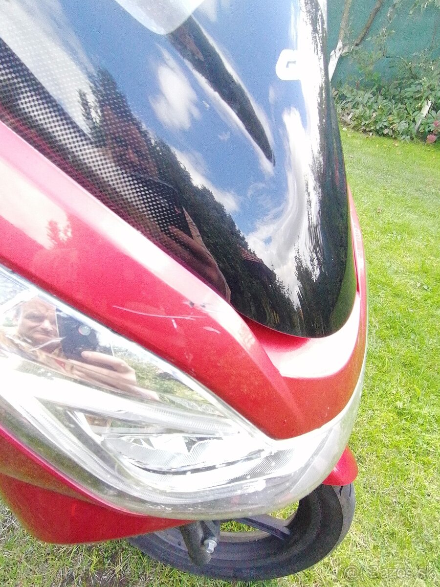 Honda 125 PCX - 6