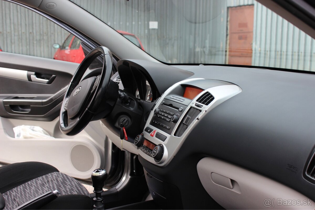 Kia pro_cee’d 1.6 92 kW • 2010 • 199 tkm • SK pôvod - 6