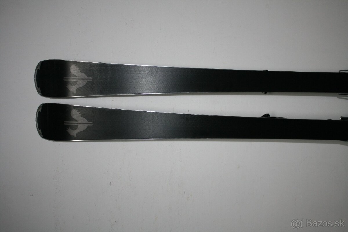 lyže Rossignol 167 cm drevene jadro , titan, DIN 12 - 6