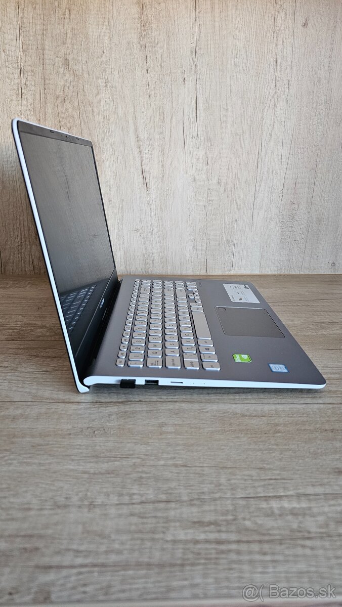 Asus Vivobook - 6