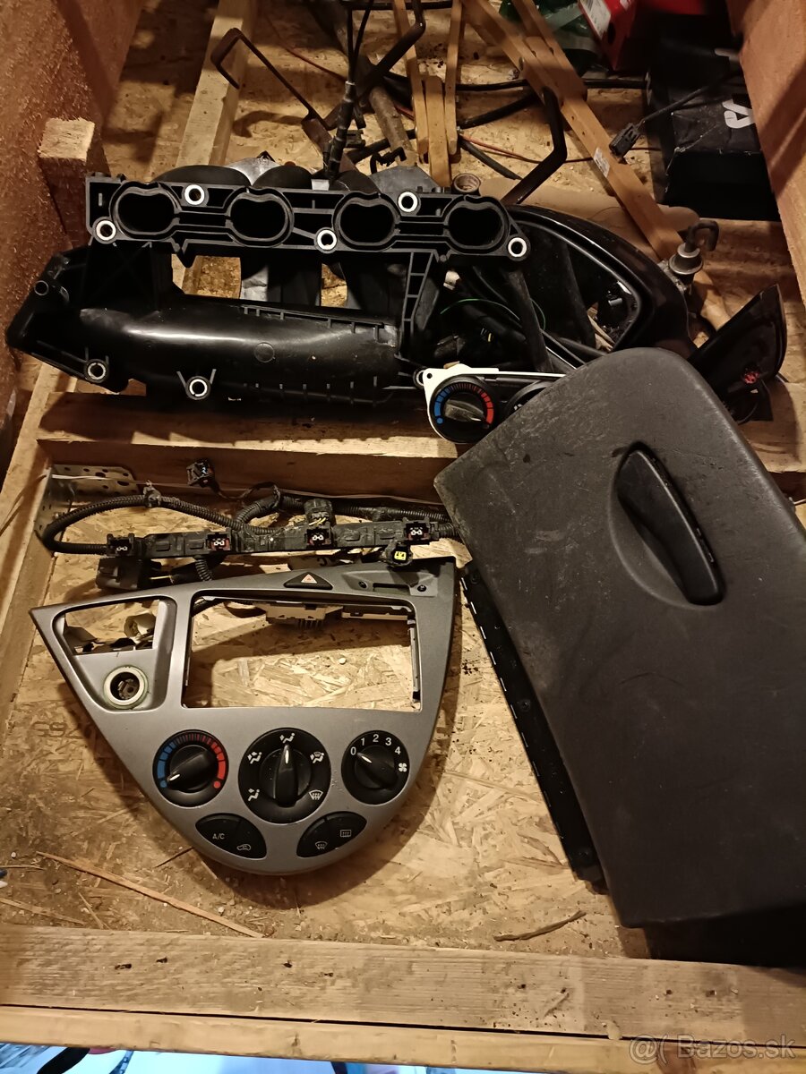 Focus 1,6 74kw 2002 - 6