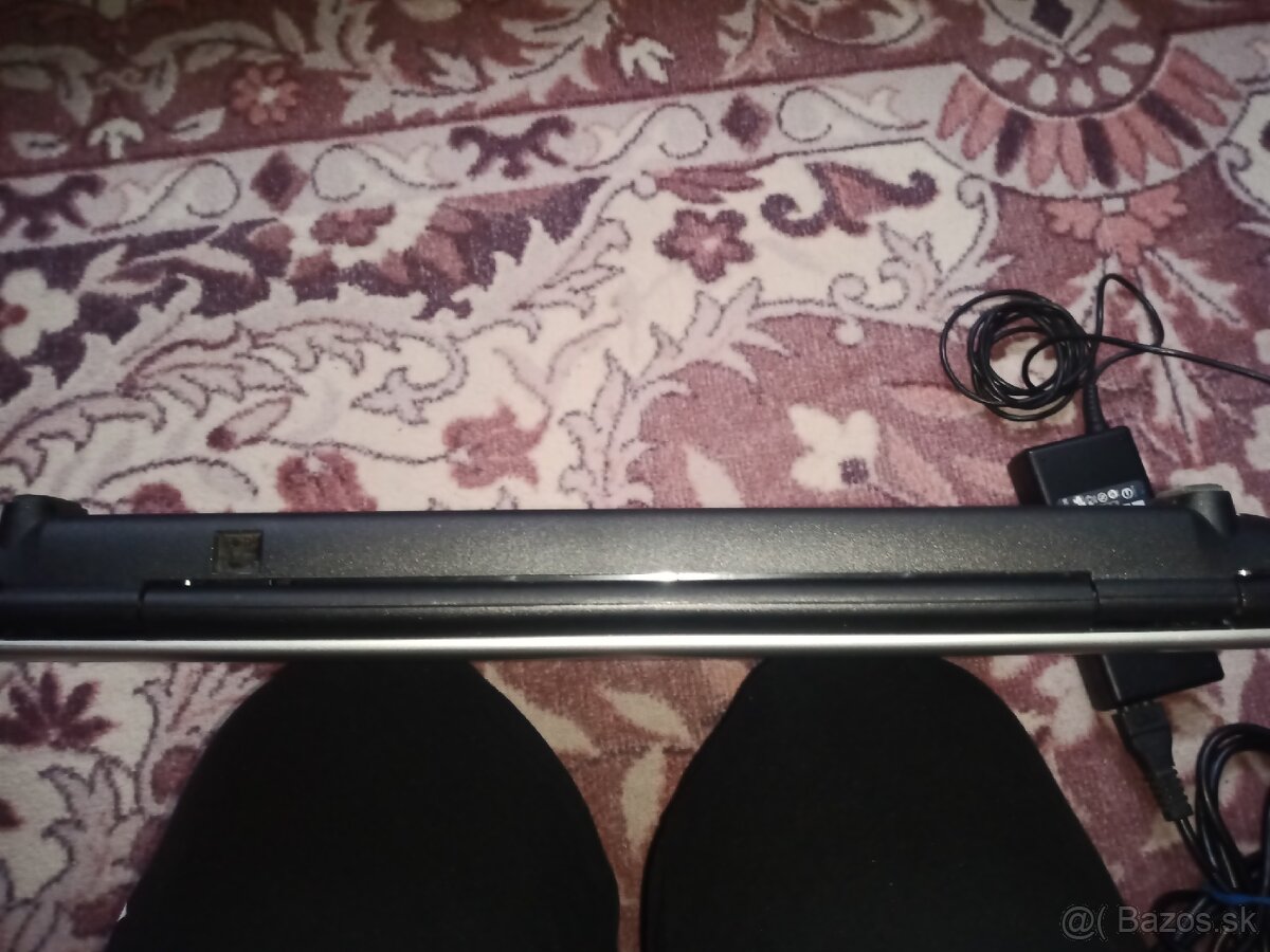 Toshiba Satellite L300-1A3 Systém Unit - 6