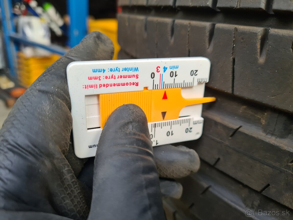 4x letné pneu 235/40R19 - 6