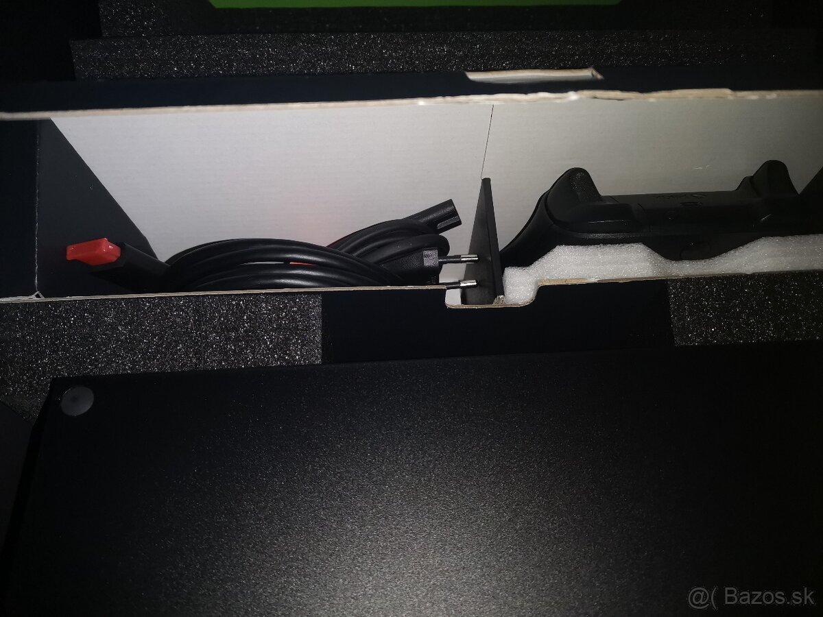 Xbox Series X + hry - 6