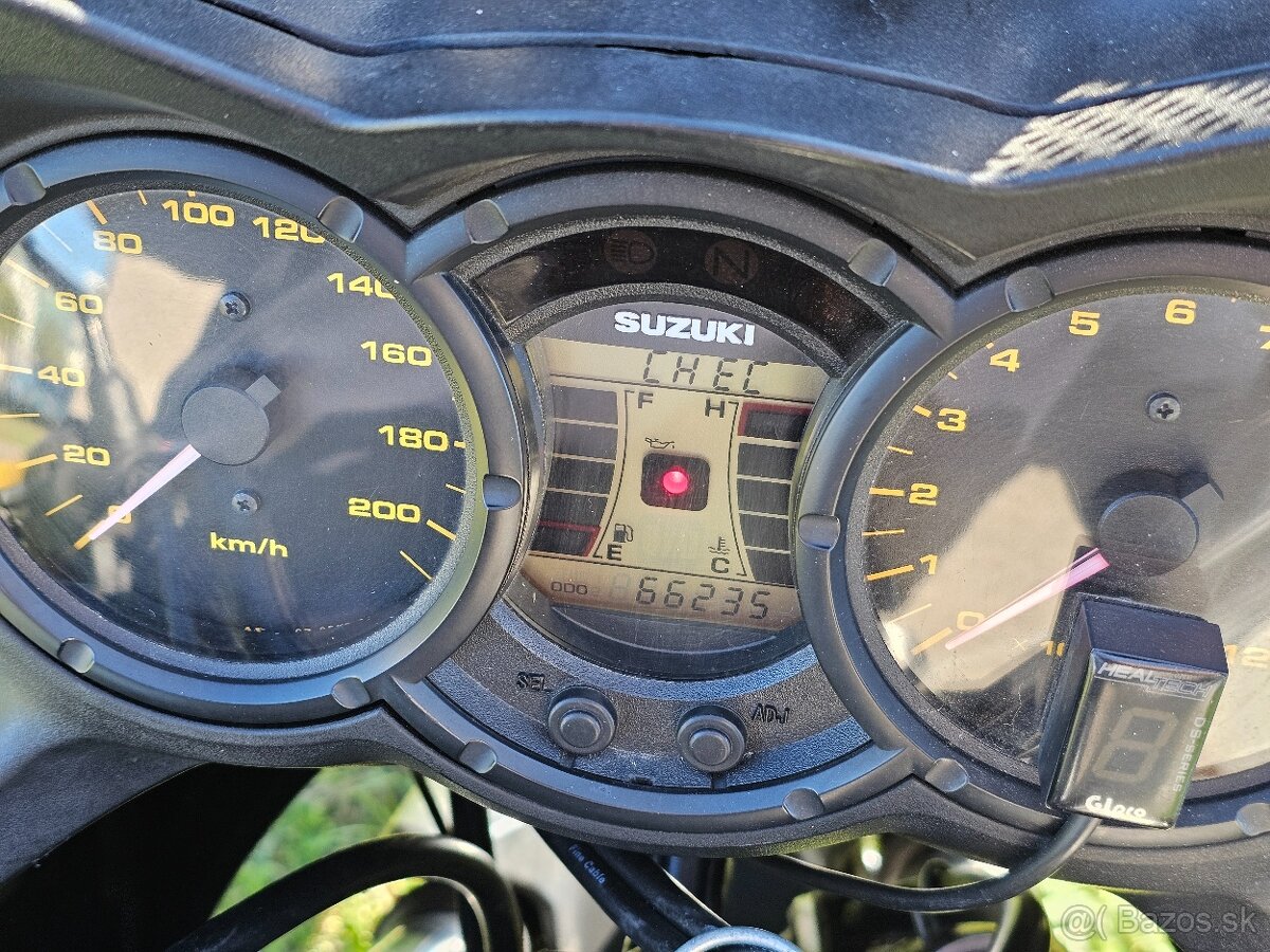 Predám Suzuki DL650 V Strom 2008 - 6