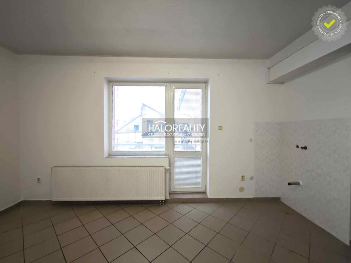 HALO reality - Prenájom, kancelársky priestor Revúca - ZNÍŽE - 6