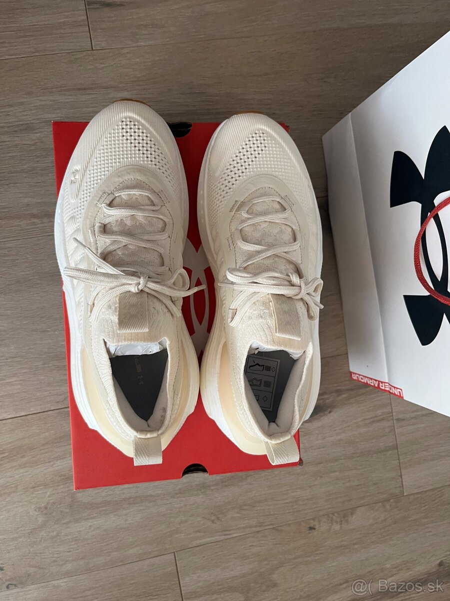 Dámske tenisky Under Armour W Phantom 4 - 6