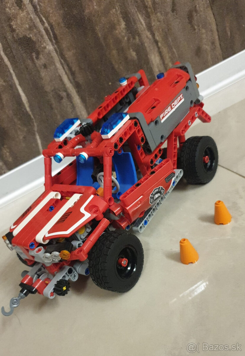 Lego Technic 42075 - Záchranné auto TOP stav - 6