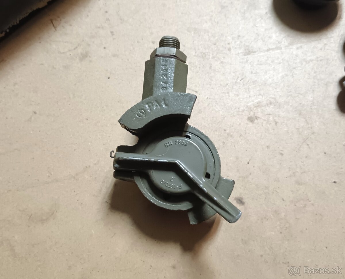 Praga V3s Tatra diely - 6