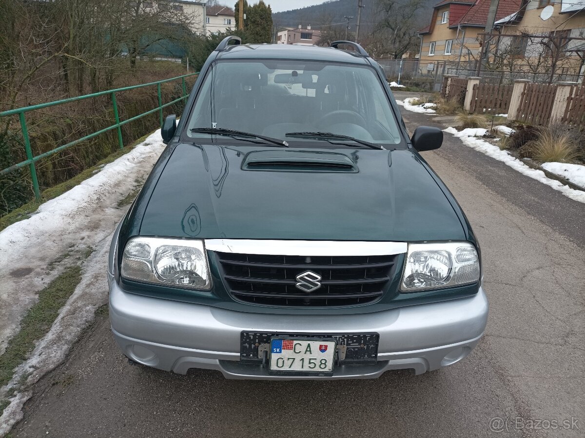 Suzuki Grand Vitara 2.0 td 4x4 - 6