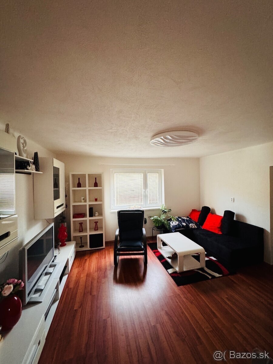 Na predaj 3 izbový rodinný dom, Čechy - 6