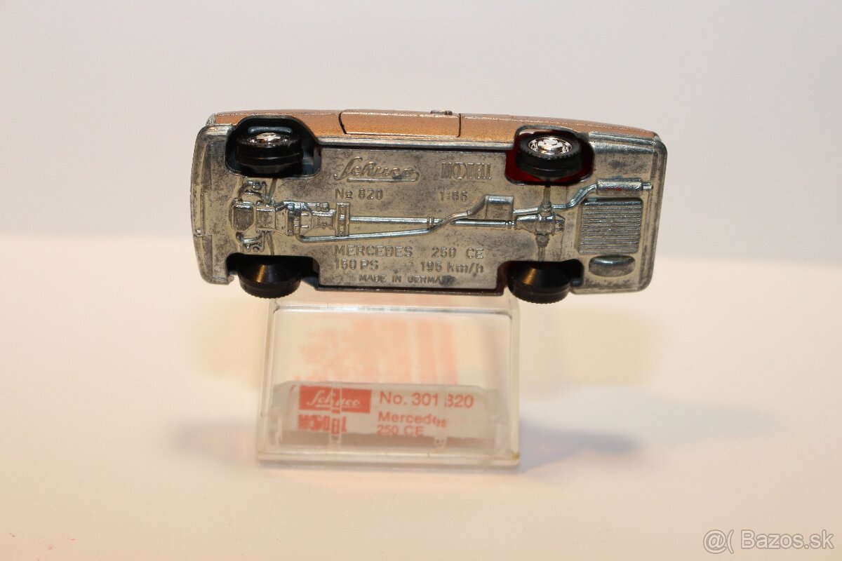 Schuco 1:66 Mercedes 250 CE - 6