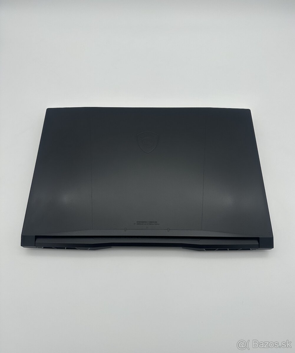 MSI Katana 17.3" Black (RTX 4060) + ZÁRUKA - 6