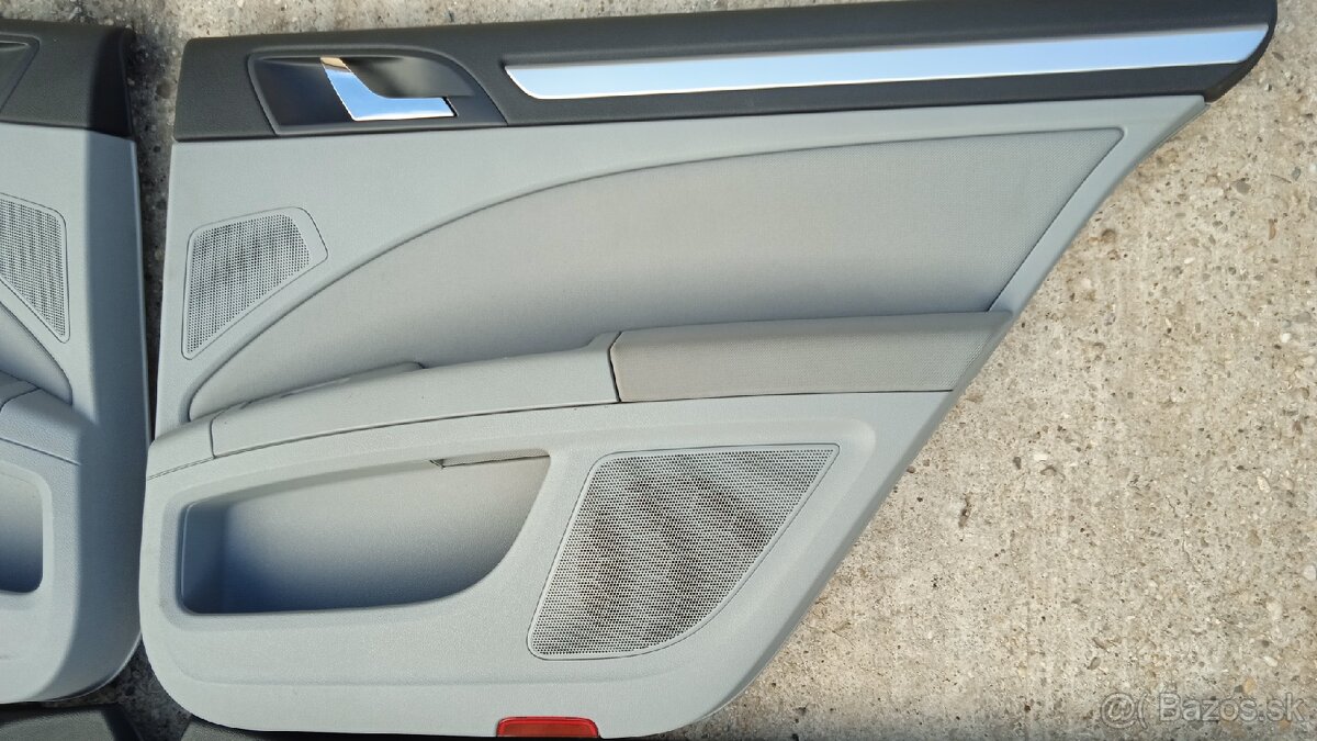 Tapacire skoda superb combi sound system - 6