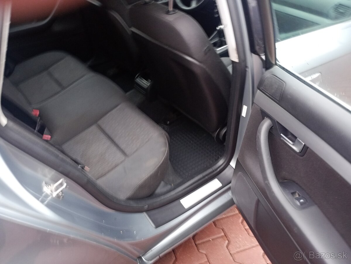 Predám Audi a4 b7 2.0 tdi awant - 6