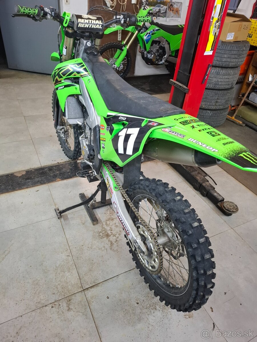 Kawasaki kxf 250 - 6