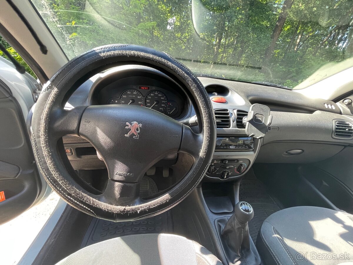 Peugeot 206 1.4i 2006 - 6