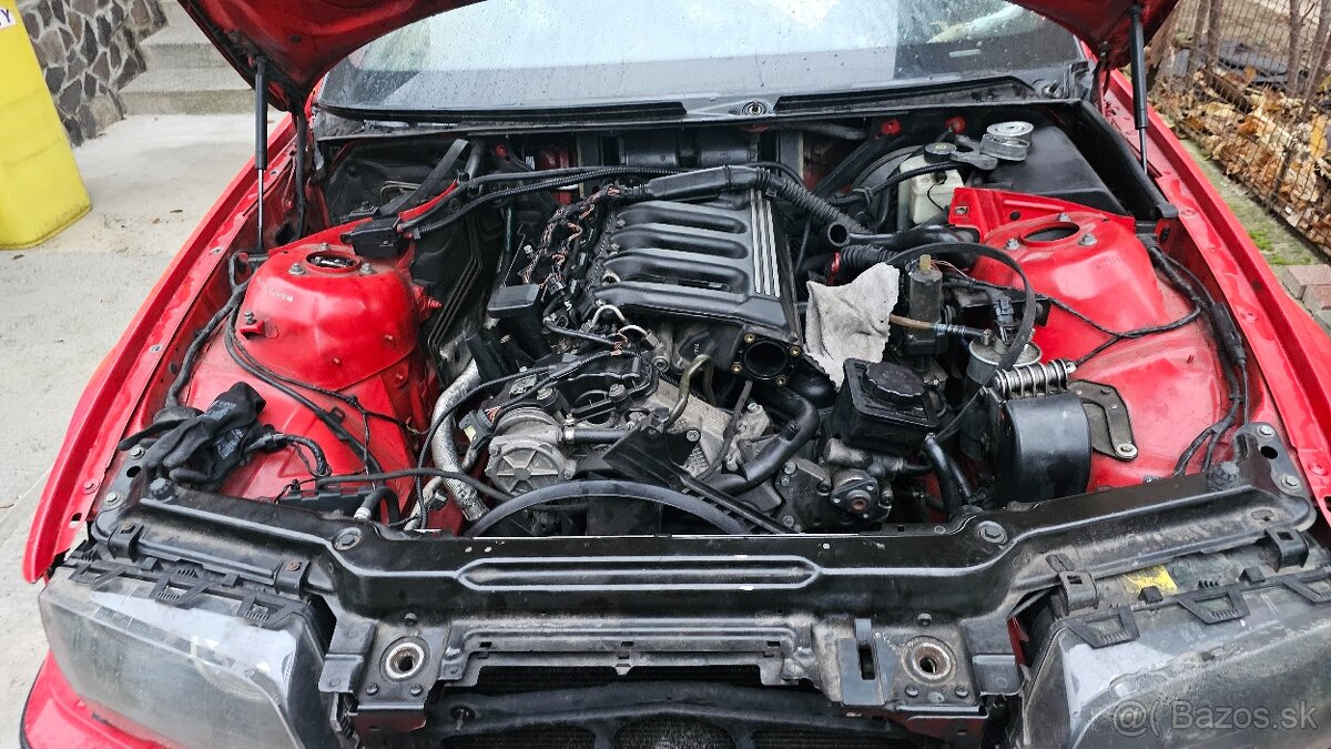 Rozpredám bmw e46 330xd 135kw - 6