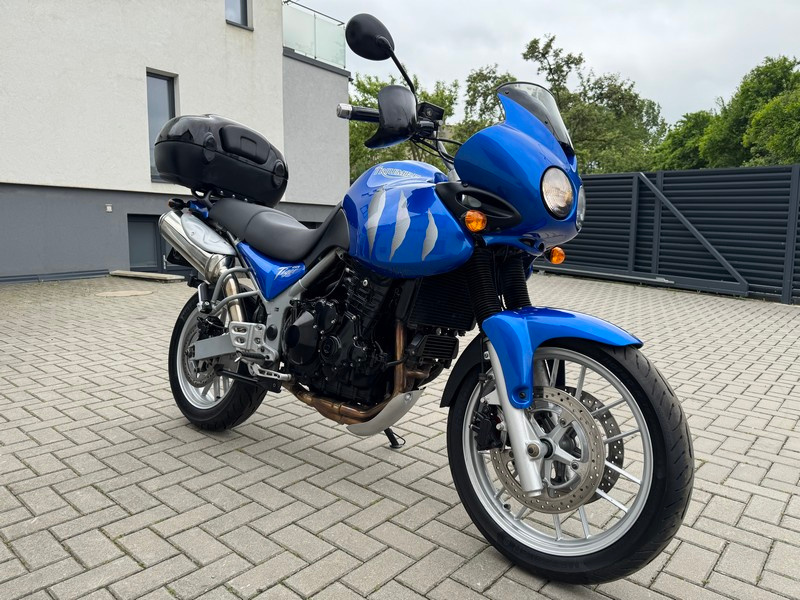 Triumph Tiger 955i - 6