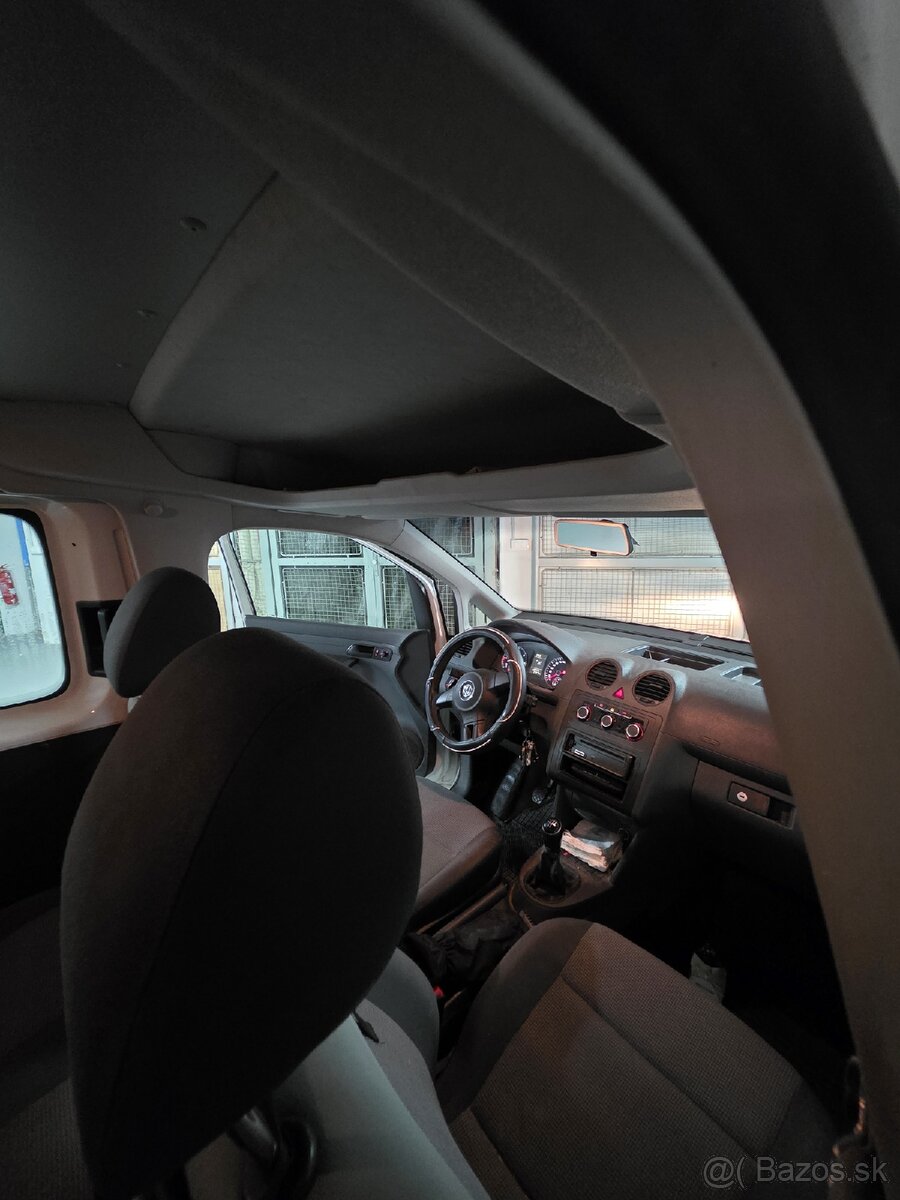 Volkswagen Caddy maxi 1.6 tdi 2013 - 6