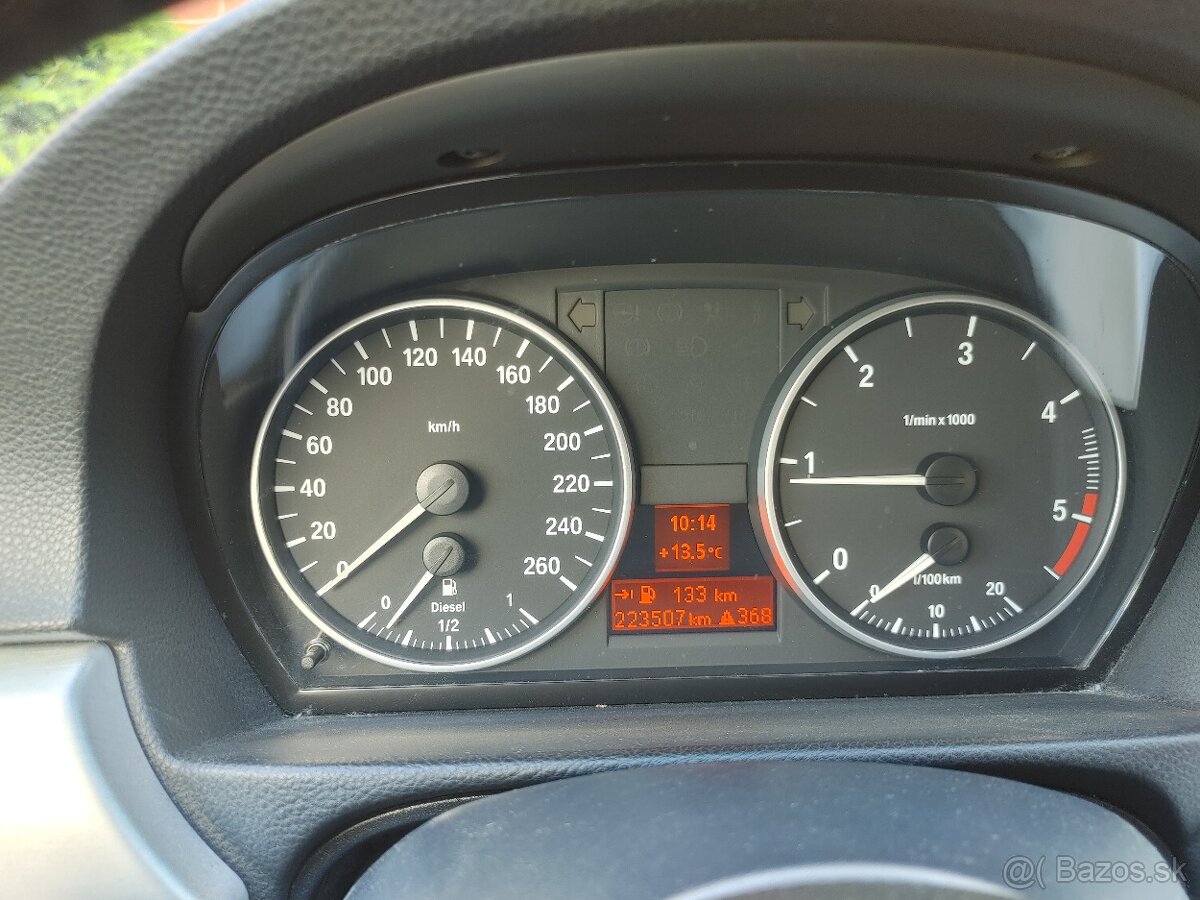 Predám BMW E91 320D r.v 2007 120kw - 6