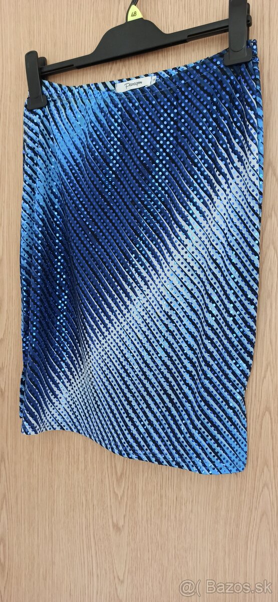 Spoločenské šaty s trblietkami značky Paragon - 6