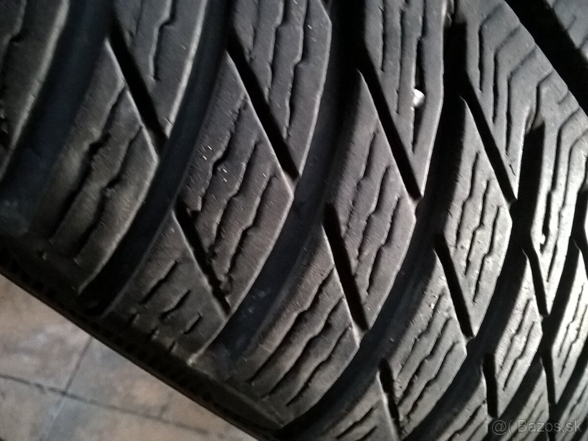 2 ks ZIMNÉ PNEU 225/60 R17 103H XL MICHELIN cca 7 mm DOT2820 - 6