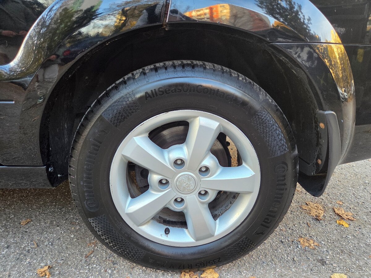 Na predaj KIA SORENTO 2.5 Crdi 125kw + ťažné - 6