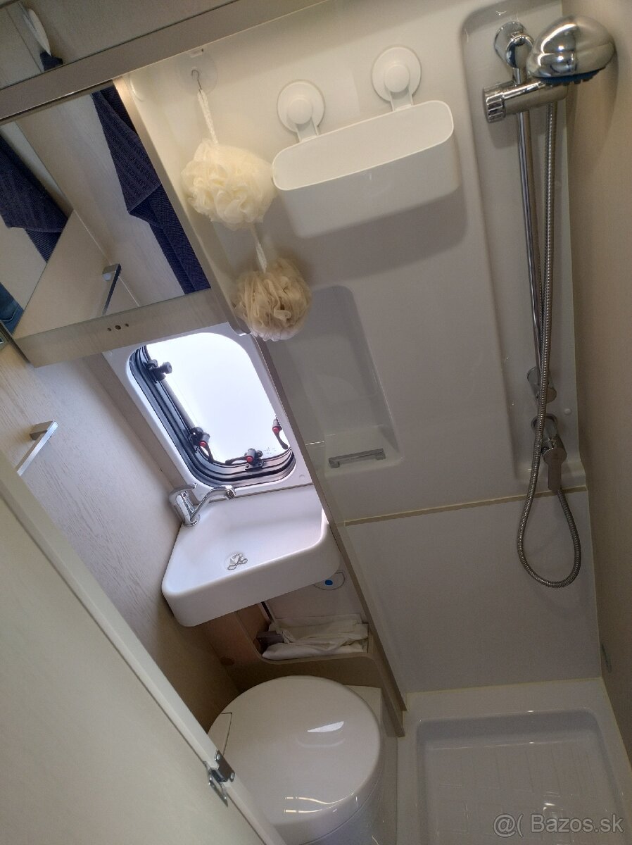 Obytné vozidlo RIMOR - 6