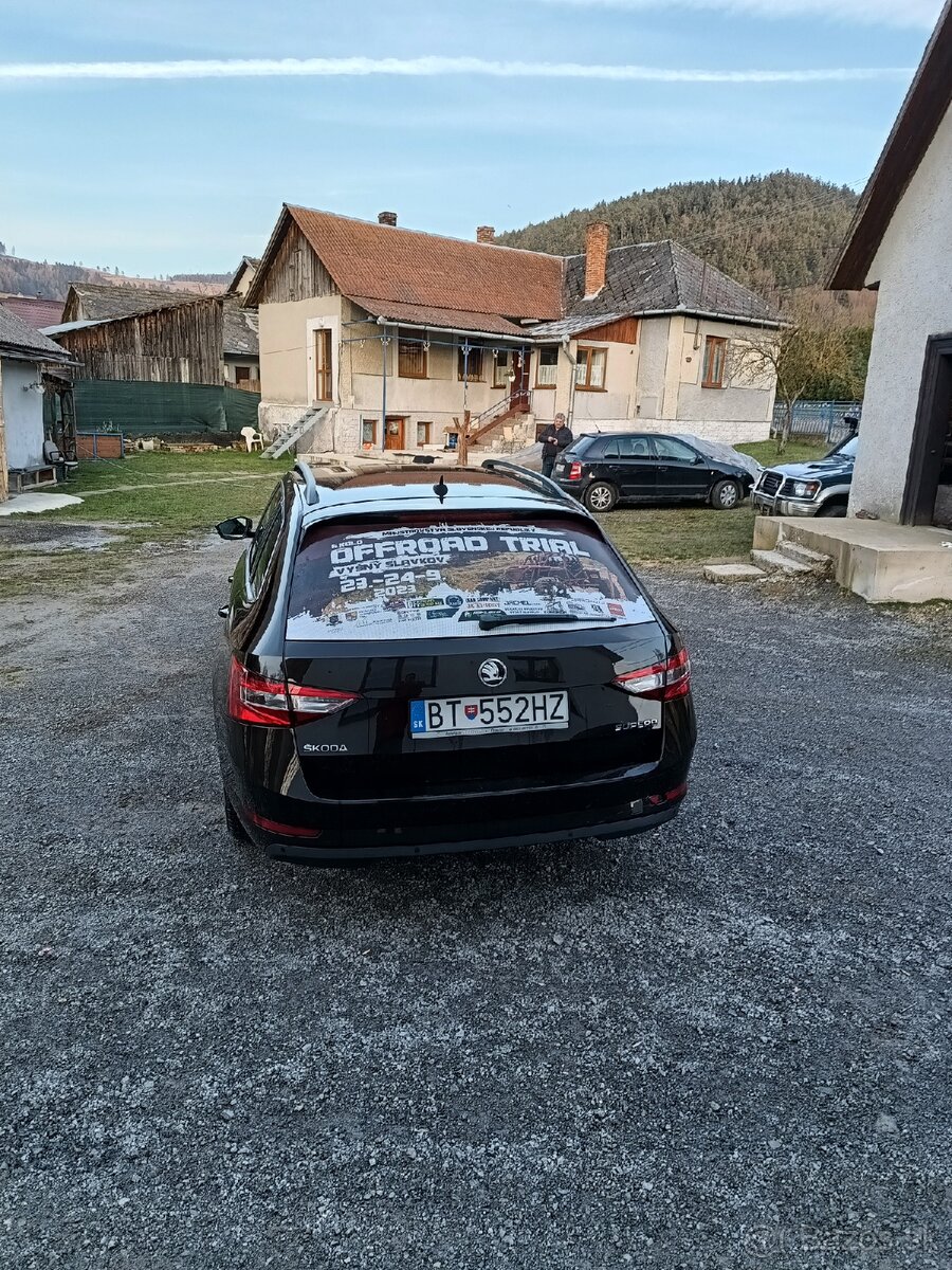 Škoda Superb 3 kombi - 6