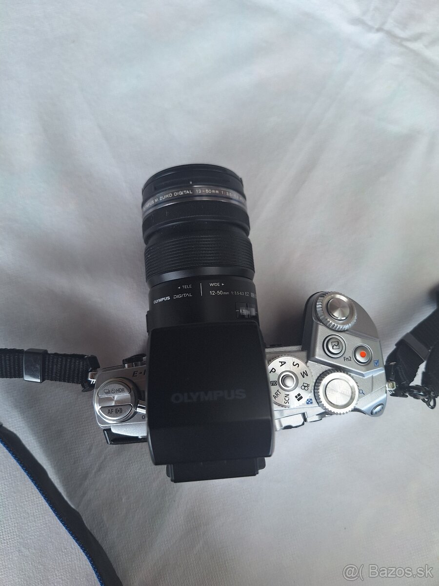 OLYMPUS OM-D E-M1 + príslušenstvo - 6