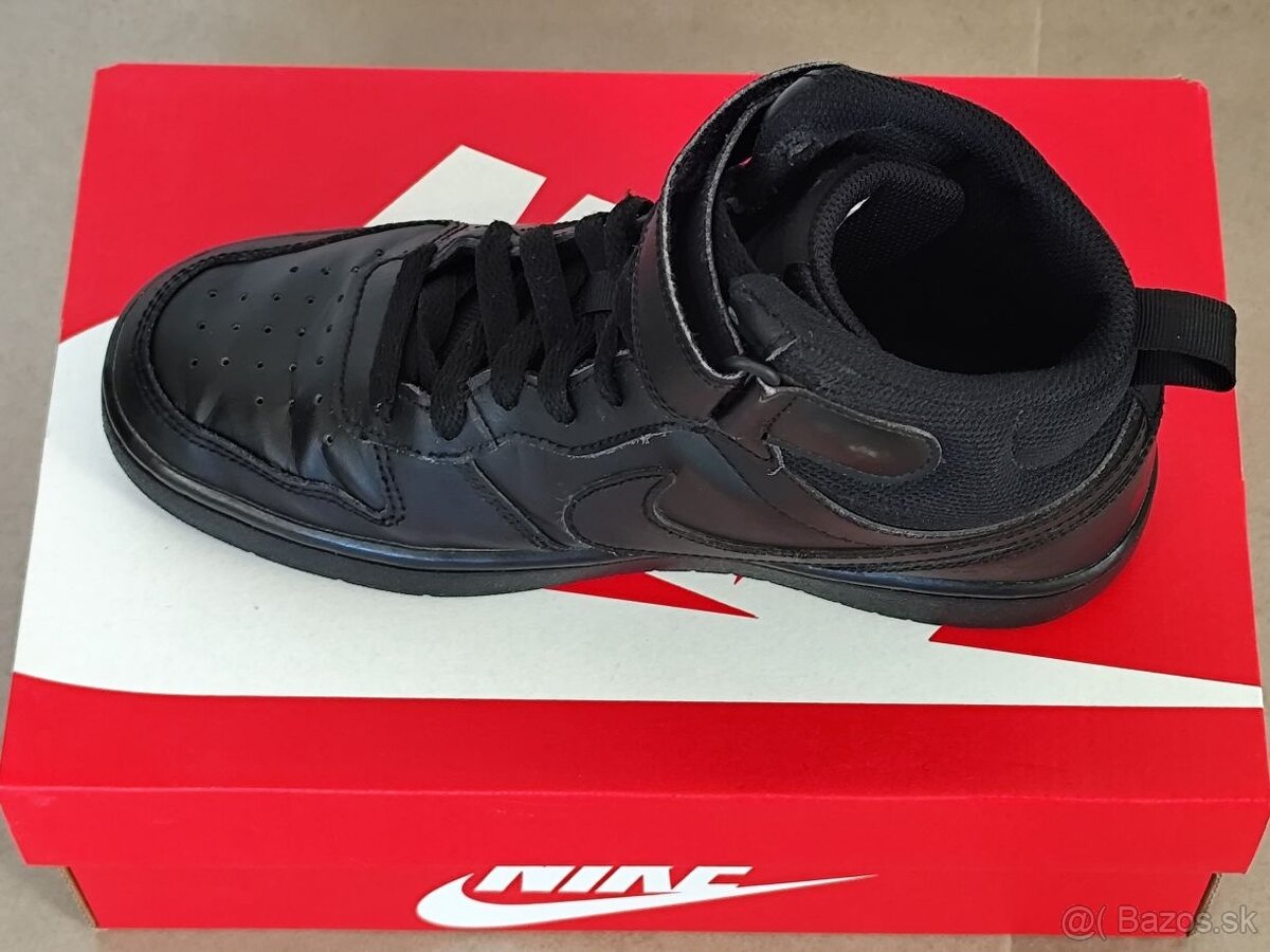 Predám tenisky NIKE Junior Court Borough - 6