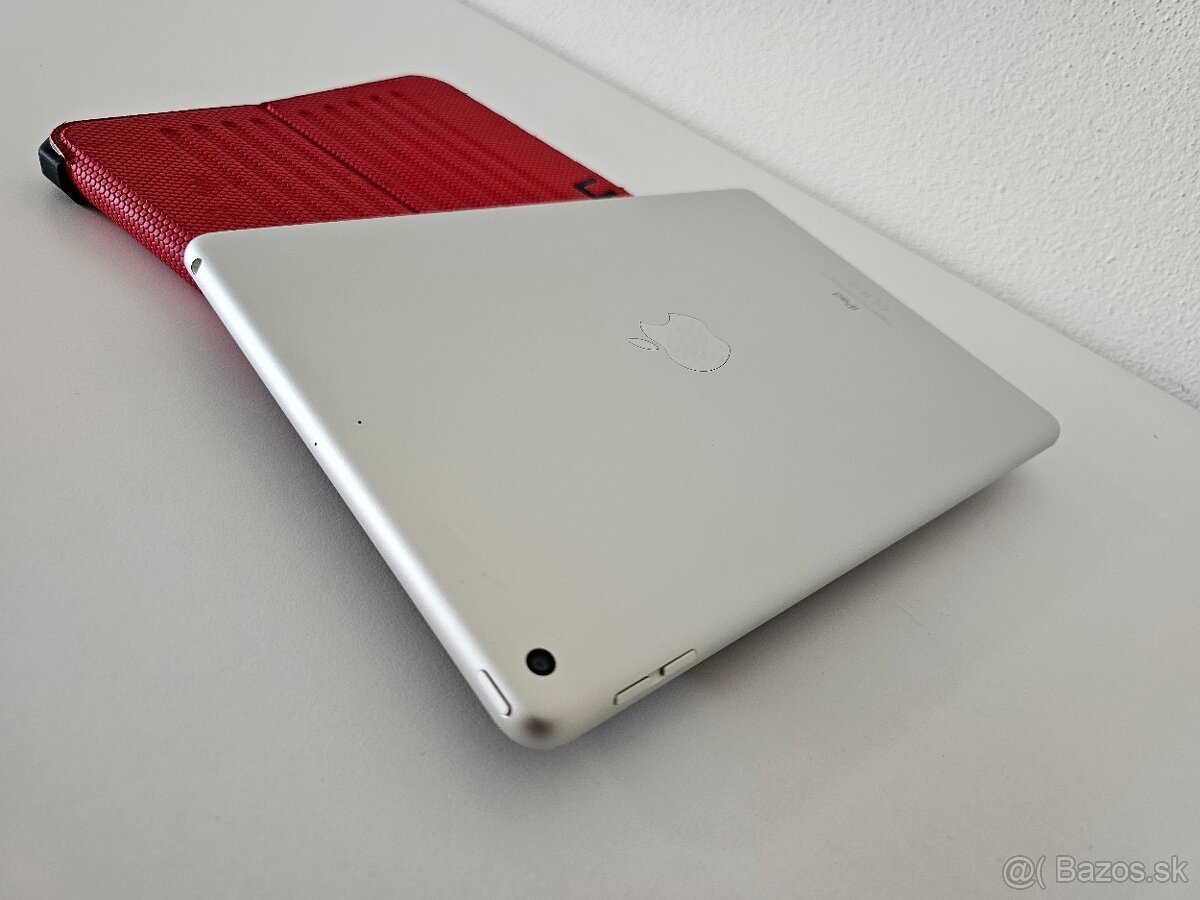 Apple iPad 9th (generation) - 6